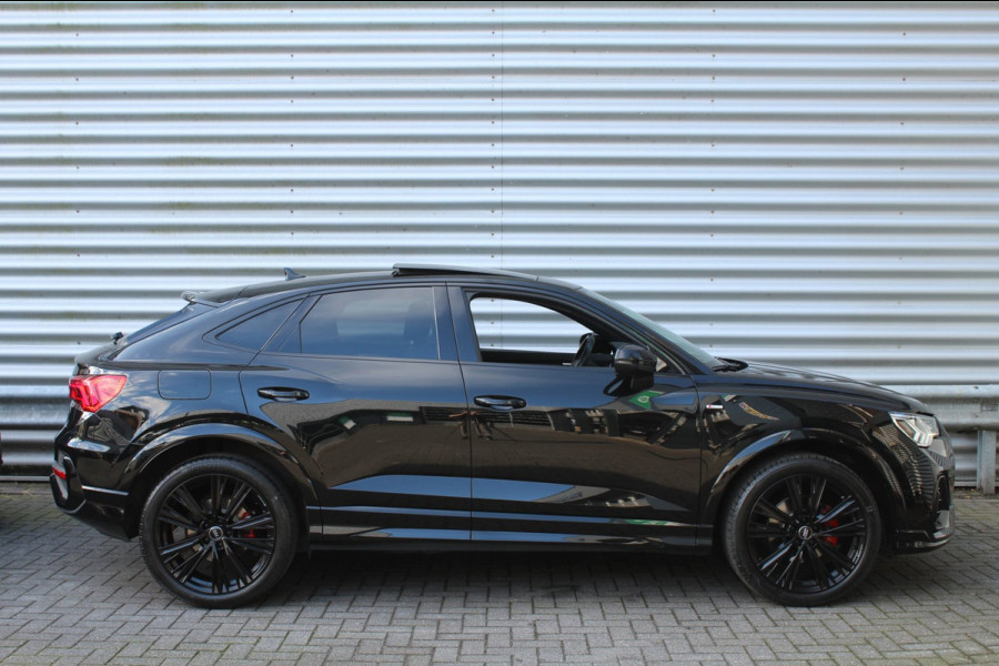 Audi Q3 Sportback 35 TFSI 150pk Pro Line S Black Edition AUTOMAAT