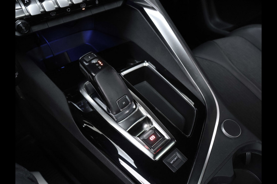 Peugeot 3008 1.6 PureTech GT Line Sport (SCHUIFDAK,APPLE CARPLAY,NAVI,CAMERA,360 VIEW,CRUISE,LED,GETINT,SPORTSTOELEN,LM VELGEN)
