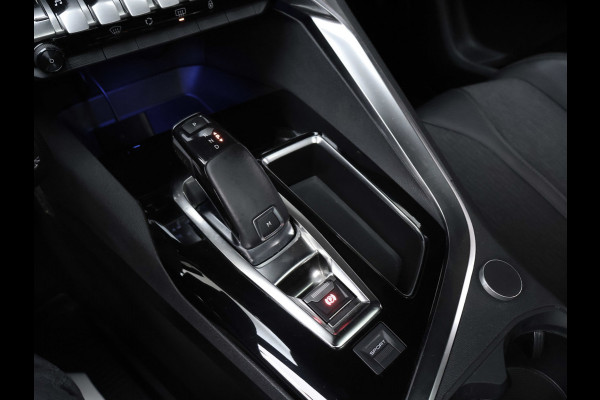 Peugeot 3008 1.6 PureTech GT Line Sport (SCHUIFDAK,APPLE CARPLAY,NAVI,CAMERA,360 VIEW,CRUISE,LED,GETINT,SPORTSTOELEN,LM VELGEN)