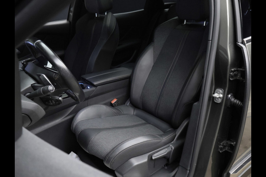 Peugeot 3008 1.6 PureTech GT Line Sport (SCHUIFDAK,APPLE CARPLAY,NAVI,CAMERA,360 VIEW,CRUISE,LED,GETINT,SPORTSTOELEN,LM VELGEN)