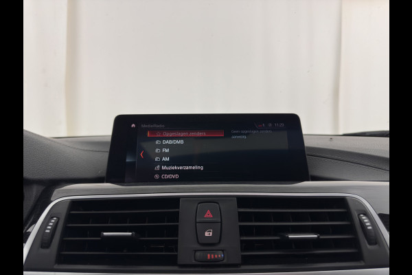 BMW 3-serie 330e High Executive (Plug-in) (INCL.BTW) Aut. *PANO | HEAD-UP | LEATHER | FULL-LED | MEMORY-PACK | HARMAN/KARDON | BLIND-SPOT | KEYLESS | CAMERA | NAVI-FULLMAP | DAB | PRIVACY-GLASS | ECC | PDC | 18''ALU*