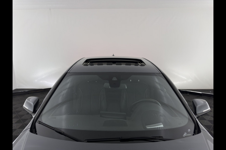 BMW 3-serie 330e High Executive (Plug-in) (INCL.BTW) Aut. *PANO | HEAD-UP | LEATHER | FULL-LED | MEMORY-PACK | HARMAN/KARDON | BLIND-SPOT | KEYLESS | CAMERA | NAVI-FULLMAP | DAB | PRIVACY-GLASS | ECC | PDC | 18''ALU*
