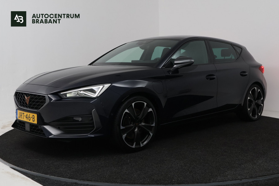 CUPRA Leon 1.4 e-Hybrid VZ Copper Edition (SFEERVERLICHTING, CAMERA, STUUR-/STOELVERWARMING, CARPLAY)