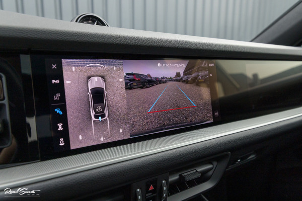 Porsche Cayenne Coupé 3.0 E-Hybrid | Sport design | Sport chrono | Soft close | Luchtvering | Achter as besturing | Pasenger display | Keyless |