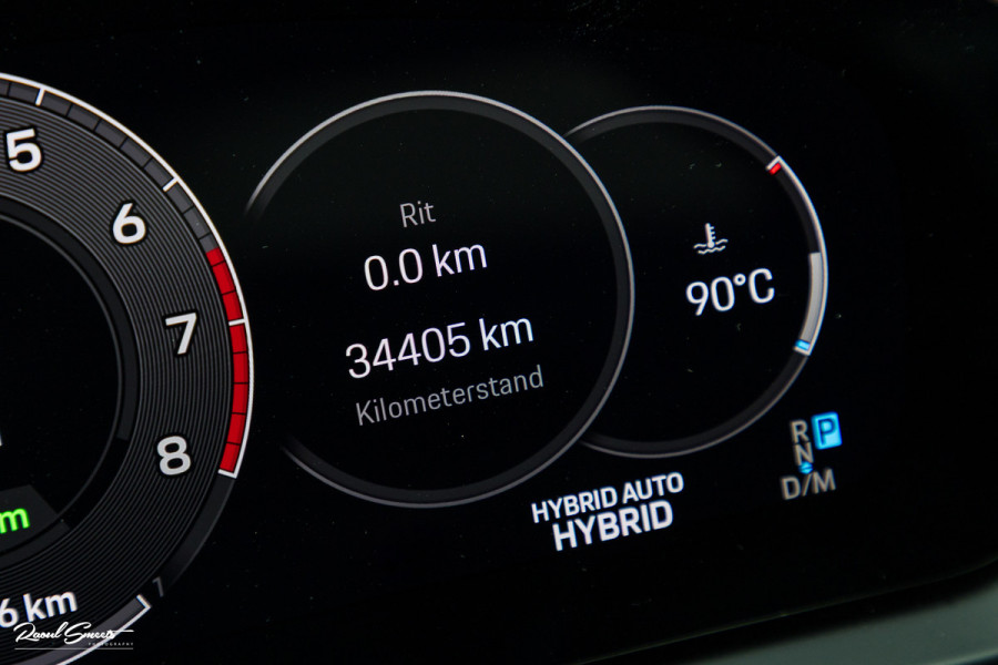 Porsche Cayenne Coupé 3.0 E-Hybrid | Sport design | Sport chrono | Soft close | Luchtvering | Achter as besturing | Pasenger display | Keyless |