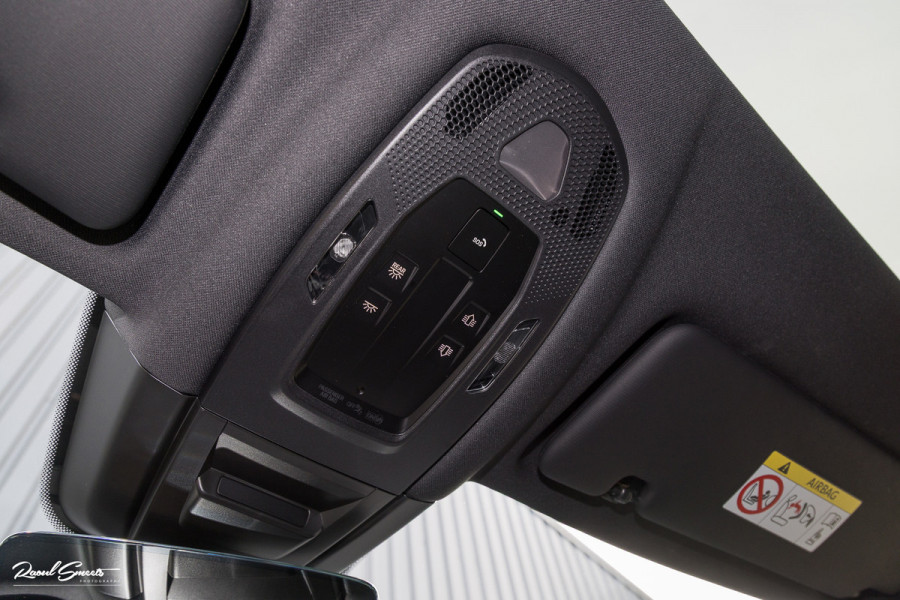 Porsche Cayenne Coupé 3.0 E-Hybrid | Sport design | Sport chrono | Soft close | Luchtvering | Achter as besturing | Pasenger display | Keyless |