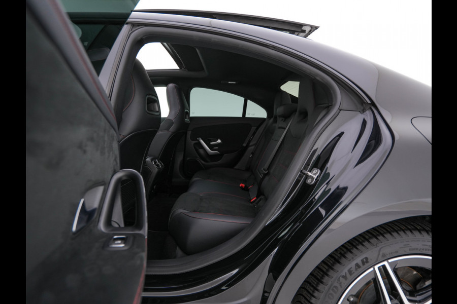 Mercedes-Benz CLA-Klasse 250 e Star Edition [3-Fase-11kW] {SoH-97%} (INCL.BTW) Aut. *PANO | LEATHER-MICROFIBRE | FULL-LED | HEATED-SPORTSEATS | AMBIENT-LIGHT | DIGI-COCKPIT | DAB+ | NAVI-FULLMAP | CAMERA | PRIVACYGLASS | SHIFTPADDLES | 18''ALU*
