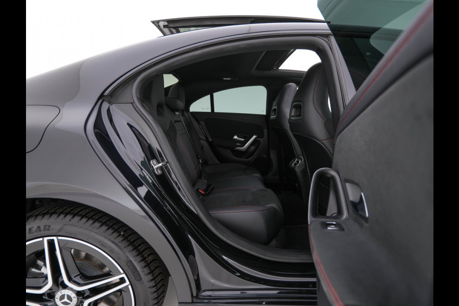 Mercedes-Benz CLA-Klasse 250 e Star Edition [3-Fase-11kW] {SoH-97%} (INCL.BTW) Aut. *PANO | LEATHER-MICROFIBRE | FULL-LED | HEATED-SPORTSEATS | AMBIENT-LIGHT | DIGI-COCKPIT | DAB+ | NAVI-FULLMAP | CAMERA | PRIVACYGLASS | SHIFTPADDLES | 18''ALU*