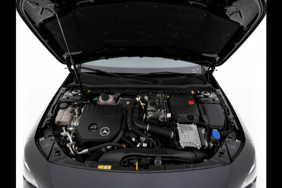 Mercedes-Benz CLA-Klasse 250 e Star Edition [3-Fase-11kW] {SoH-97%} (INCL.BTW) Aut. *PANO | LEATHER-MICROFIBRE | FULL-LED | HEATED-SPORTSEATS | AMBIENT-LIGHT | DIGI-COCKPIT | DAB+ | NAVI-FULLMAP | CAMERA | PRIVACYGLASS | SHIFTPADDLES | 18''ALU*