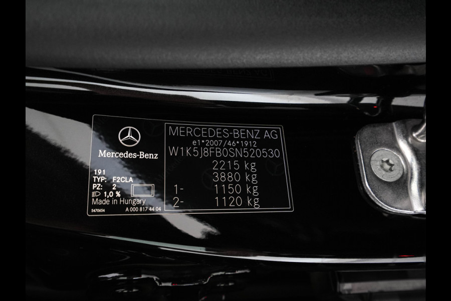 Mercedes-Benz CLA-Klasse 250 e Star Edition [3-Fase-11kW] {SoH-97%} (INCL.BTW) Aut. *PANO | LEATHER-MICROFIBRE | FULL-LED | HEATED-SPORTSEATS | AMBIENT-LIGHT | DIGI-COCKPIT | DAB+ | NAVI-FULLMAP | CAMERA | PRIVACYGLASS | SHIFTPADDLES | 18''ALU*