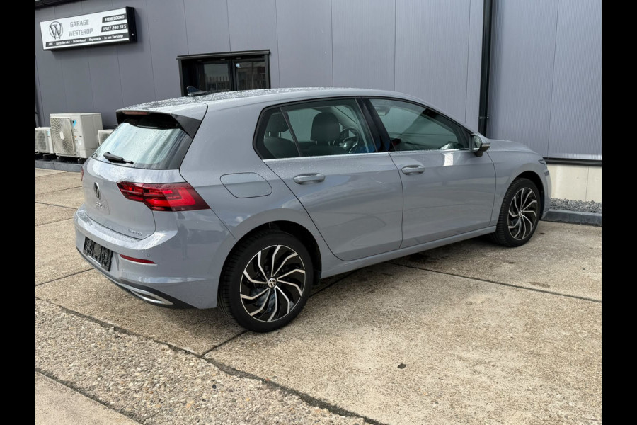 Volkswagen Golf 1.4 eHybrid STYLE NARDO schitterende auto 1e eig.