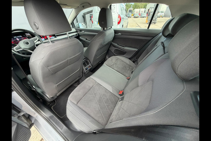 Volkswagen Golf 1.4 eHybrid STYLE NARDO schitterende auto 1e eig.