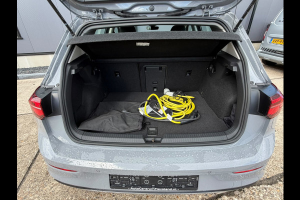 Volkswagen Golf 1.4 eHybrid STYLE NARDO schitterende auto 1e eig.