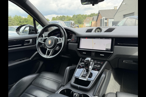 Porsche Cayenne 3.0 E-Hybrid Sport Chrono | Panoramadak | Camera | Bose | Elektrische Trekhaak | Elektrische Achterklep |