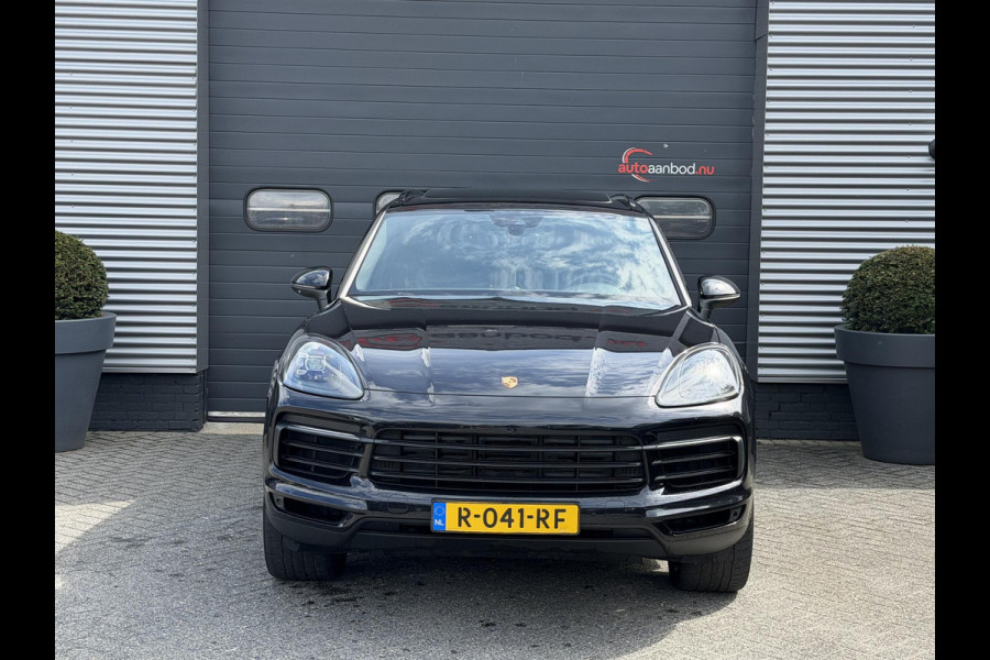 Porsche Cayenne 3.0 E-Hybrid Sport Chrono | Panoramadak | Camera | Bose | Elektrische Trekhaak | Elektrische Achterklep |