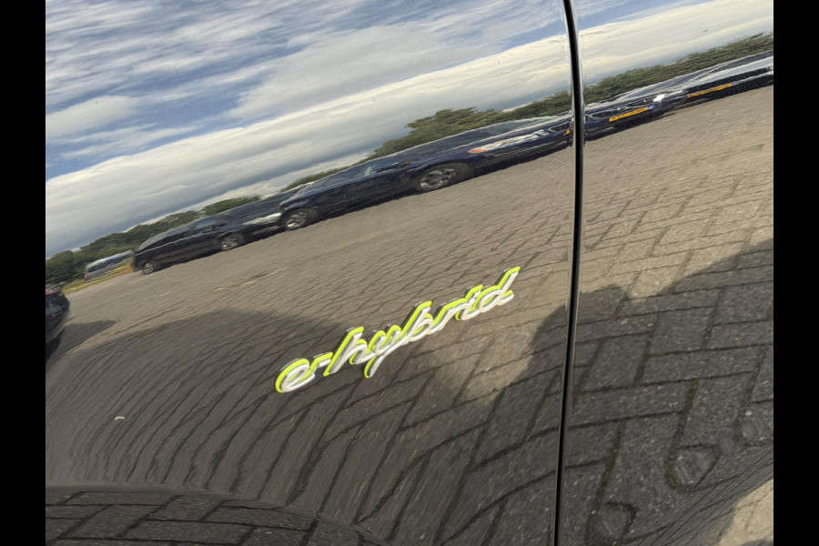 Porsche Cayenne 3.0 E-Hybrid Sport Chrono | Panoramadak | Camera | Bose | Elektrische Trekhaak | Elektrische Achterklep |