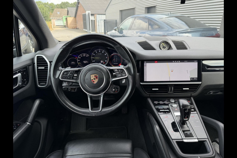 Porsche Cayenne 3.0 E-Hybrid Sport Chrono | Panoramadak | Camera | Bose | Elektrische Trekhaak | Elektrische Achterklep |