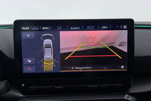 CUPRA Leon 1.4 e-Hybrid VZ Copper Edition (SFEERVERLICHTING, CAMERA, STUUR-/STOELVERWARMING, CARPLAY)