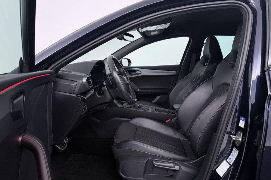 CUPRA Leon 1.4 e-Hybrid VZ Copper Edition (SFEERVERLICHTING, CAMERA, STUUR-/STOELVERWARMING, CARPLAY)