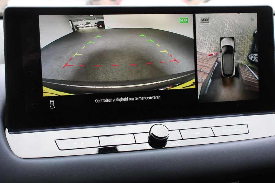 Nissan QASHQAI 1.3 MHEV DIG-T 158pk Xtronic Tekna Navigatie Apple Carplay/Android Auto Parkeersensoren 360 camera Adaptieve cruise control Head-up Display Blind Spot Assist Elektrische achterklep Elektrische bestuurderstoel Stoel-en stuurverwarming Ledverlichting Climate Control