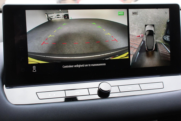 Nissan QASHQAI 1.3 MHEV DIG-T 158pk Xtronic Tekna Navigatie Apple Carplay/Android Auto Parkeersensoren 360 camera Adaptieve cruise control Head-up Display Blind Spot Assist Elektrische achterklep Elektrische bestuurderstoel Stoel-en stuurverwarming Ledverlichting Climate Control