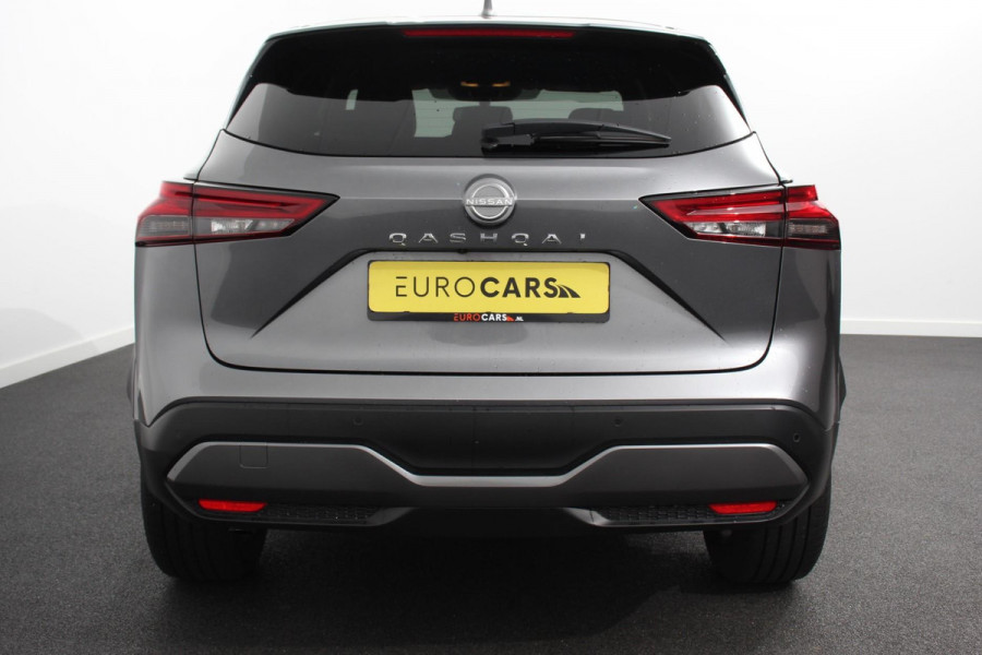 Nissan QASHQAI 1.3 MHEV DIG-T 158pk Xtronic Tekna Navigatie Apple Carplay/Android Auto Parkeersensoren 360 camera Adaptieve cruise control Head-up Display Blind Spot Assist Elektrische achterklep Elektrische bestuurderstoel Stoel-en stuurverwarming Ledverlichting Climate Control