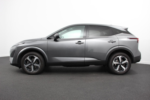 Nissan QASHQAI 1.3 MHEV DIG-T 158pk Xtronic Tekna Navigatie Apple Carplay/Android Auto Parkeersensoren 360 camera Adaptieve cruise control Head-up Display Blind Spot Assist Elektrische achterklep Elektrische bestuurderstoel Stoel-en stuurverwarming Ledverlichting Climate Control