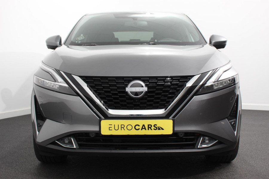Nissan QASHQAI 1.3 MHEV DIG-T 158pk Xtronic Tekna Navigatie Apple Carplay/Android Auto Parkeersensoren 360 camera Adaptieve cruise control Head-up Display Blind Spot Assist Elektrische achterklep Elektrische bestuurderstoel Stoel-en stuurverwarming Ledverlichting Climate Control