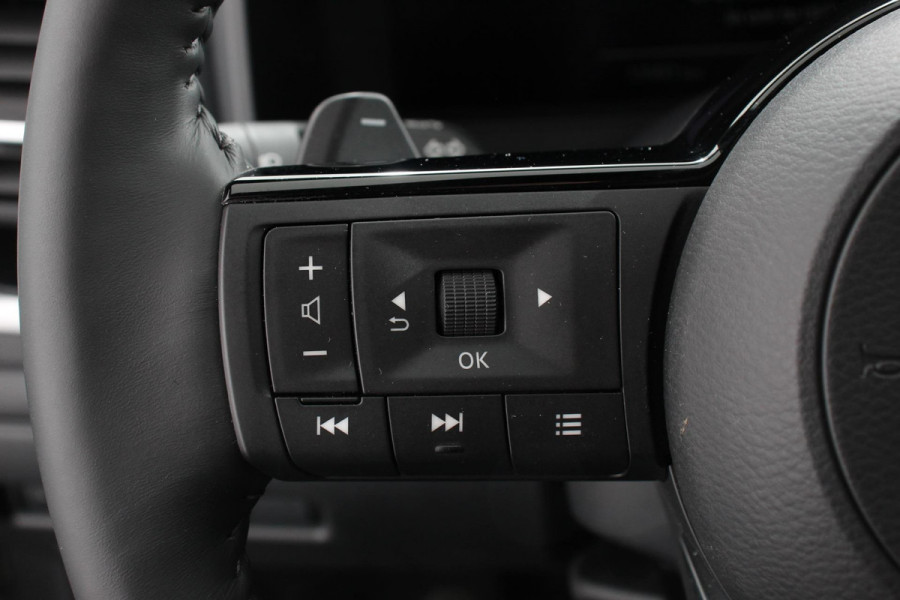 Nissan QASHQAI 1.3 MHEV DIG-T 158pk Xtronic Tekna Navigatie Apple Carplay/Android Auto Parkeersensoren 360 camera Adaptieve cruise control Head-up Display Blind Spot Assist Elektrische achterklep Elektrische bestuurderstoel Stoel-en stuurverwarming Ledverlichting Climate Control