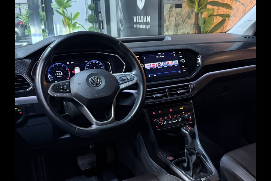 Volkswagen T-Cross 1.0 TSI R-Line DSG|ACC|Lane Assist|CarPlay|Virtual Cockpit|Camera|LED|Dealer Onderh.|69DKM|Rijklaar