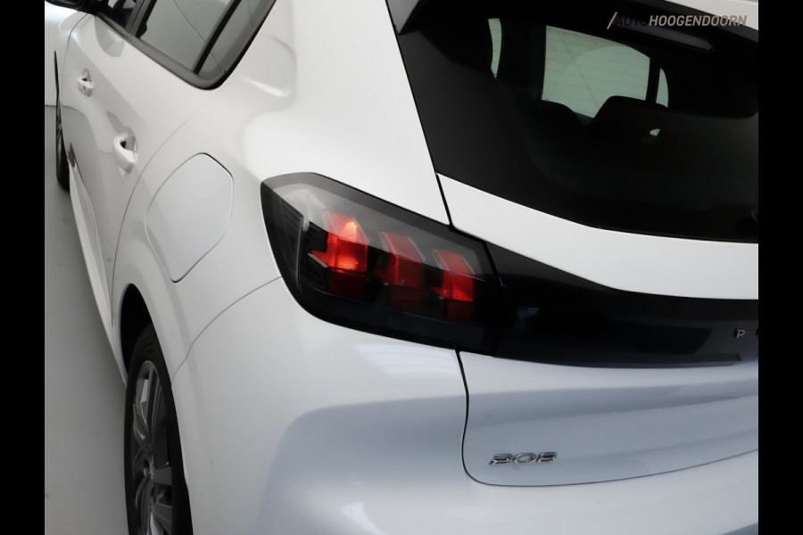 Peugeot 208 1.2 PureTech Active Pack (APPLE CARPLAY,LED VERLICHTING,CLIMATE,CRUISE,TREKHAAK,PARKEERSENSOREN,LM-VELGEN,TOPCONDITIE)