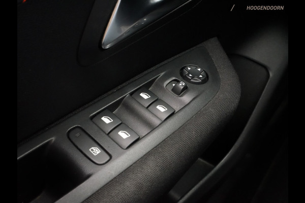 Peugeot 208 1.2 PureTech Active Pack (APPLE CARPLAY,LED VERLICHTING,CLIMATE,CRUISE,TREKHAAK,PARKEERSENSOREN,LM-VELGEN,TOPCONDITIE)