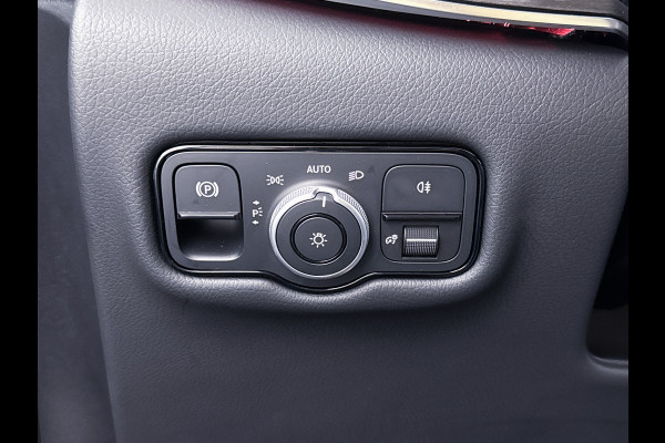 Mercedes-Benz V-Klasse 300d Lang Avantgarde AMG-line DC Burmester Audio Afneembare trekhaak Elektrische Schuifdeuren Leder 360 Graden Camera Dubbele ca extra-garantie