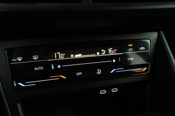 Volkswagen Taigo 1.0 TSI R-Line Business Automaat, Apple carplay, Climate,