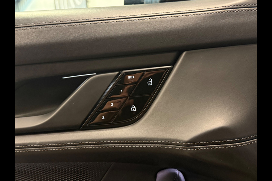 Porsche Taycan 4S Performance 84 kWh | NAP | SPORT CHRONO | ZONNEDAK | BOSE AUDIO