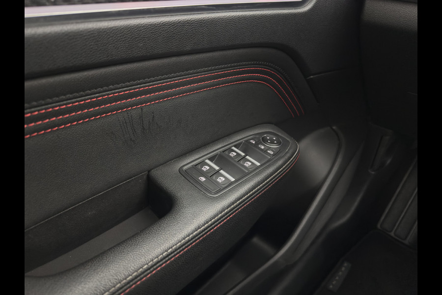 Renault Arkana 1.6 E-Tech Hybrid 145 R.S. Line (Plug-in) (INCL-BTW) Aut. *LEATHER-FABRIC | FULL-LED | BLINDSPOT | CAMERA | BOSE-SOUND | HEATED-SPORTSEATS | KEYLESS | AMBIENTLIGHT | DIGI-COCKPIT | PRIVACY-GLASS | NAVI-FULLMAP | ECC | ADAPTIVE-CRUISE