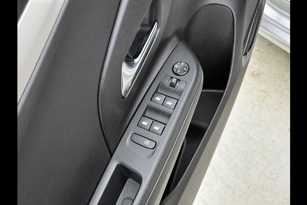 Opel Corsa 1.2 Turbo Business Edition CAMERA | NAVI-CARPLAY | PDC