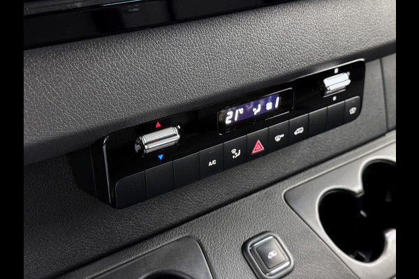 Mercedes-Benz Sprinter 319 CDI L4H2 Pro 4x4 Nieuwstaat Distronic Elektrische-Schuifdeur Parkeerpakket Stoel & Stuurverwarming
