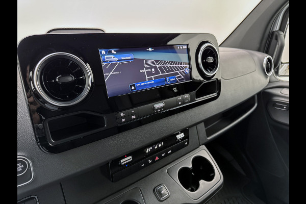 Mercedes-Benz Sprinter 319 CDI L4H2 Pro 4x4 Nieuwstaat Distronic Elektrische-Schuifdeur Parkeerpakket Stoel & Stuurverwarming