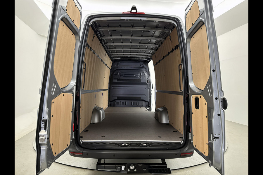 Mercedes-Benz Sprinter 319 CDI L4H2 Pro 4x4 Nieuwstaat Distronic Elektrische-Schuifdeur Parkeerpakket Stoel & Stuurverwarming