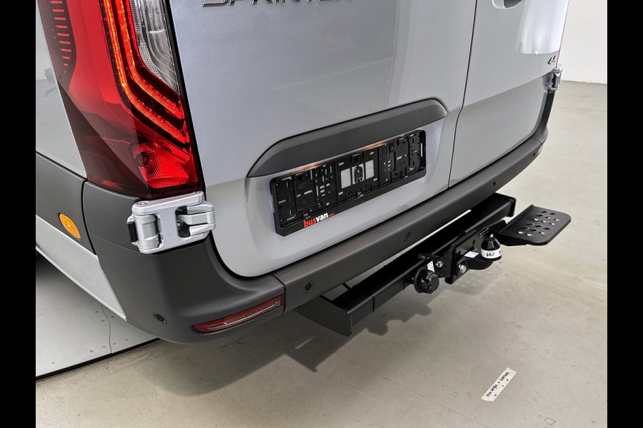 Mercedes-Benz Sprinter 319 CDI L4H2 Pro 4x4 Nieuwstaat Distronic Elektrische-Schuifdeur Parkeerpakket Stoel & Stuurverwarming