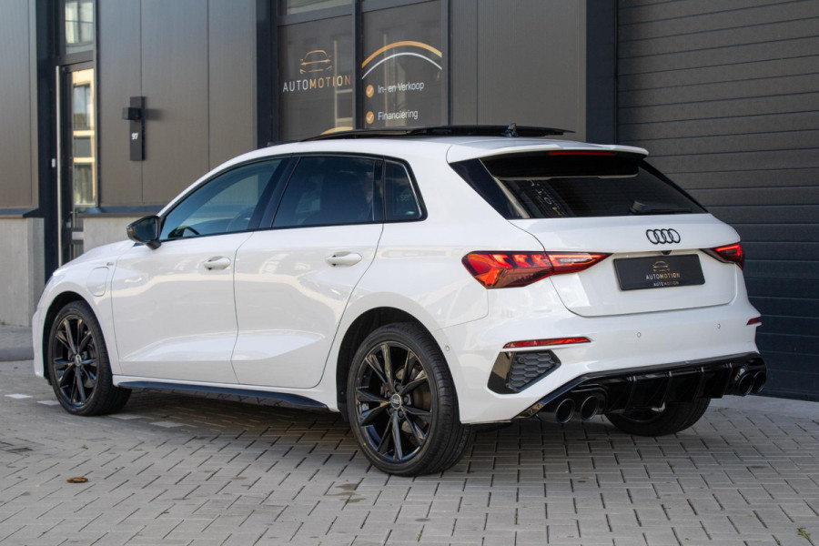 Audi A3 Sportback 40TFSIe Sline Pano Camera Maxton Keyless Stoelverwarming
