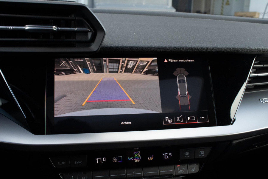 Audi A3 Sportback 40TFSIe Sline Pano Camera Maxton Keyless Stoelverwarming