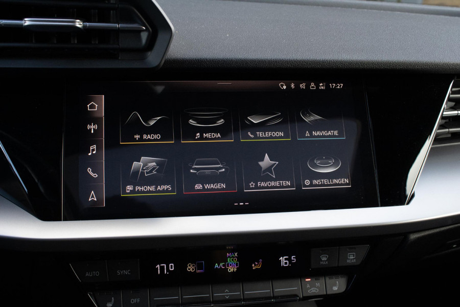 Audi A3 Sportback 40TFSIe Sline Pano Camera Maxton Keyless Stoelverwarming