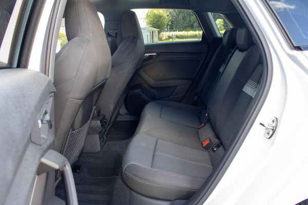 Audi A3 Sportback 40TFSIe Sline Pano Camera Maxton Keyless Stoelverwarming