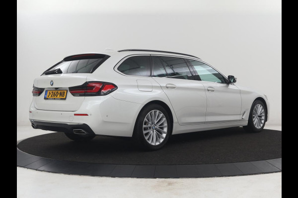 BMW 5 Serie Touring 520i High Executive Edition | Leder | Elektrische stoelen | Stoelverwarming | Cruise control | Sfeer verlichting | Carplay | Climate control | Camera | Park assist | Trekhaak