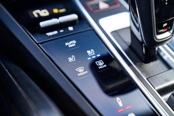 Porsche Cayenne 3.0 E-Hybrid | Massage | Stoelverkoeling | 360 Camera | Bose