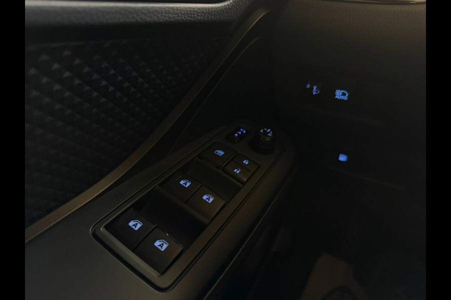 Toyota C-HR 1.8 Hybrid Dynamic l ACC l