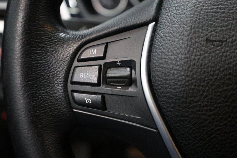 BMW 3 Serie Touring 330i M Sport Edition Luxury/LED/PANO/HUD/LEER+S.VERWARMING/LMV/CRUISE/ECC/12 MND GARANTIE!