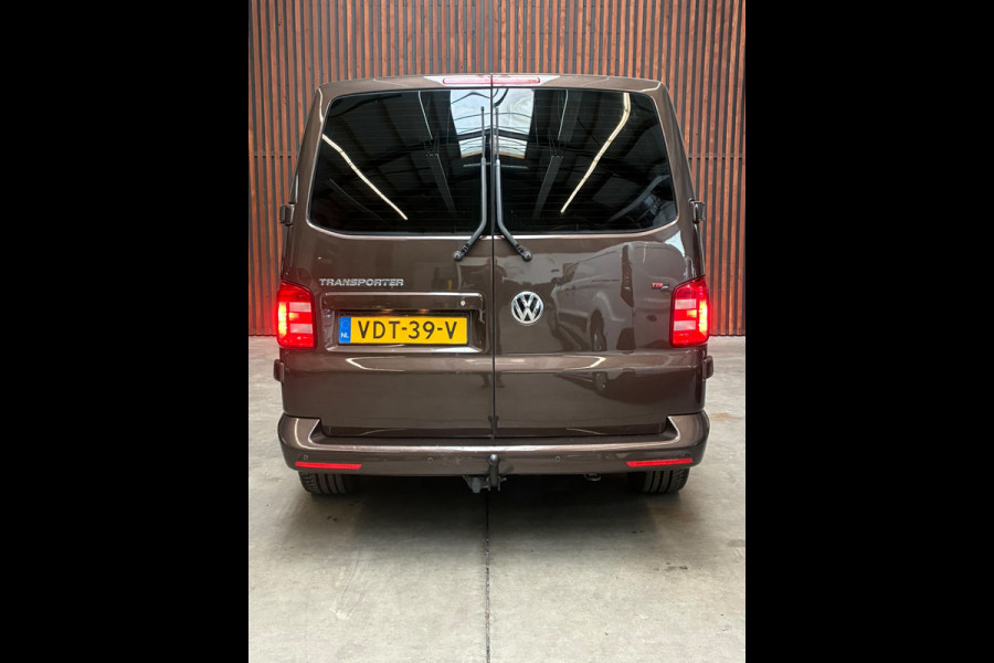 Volkswagen Transporter 2.0 TDI L2H1 DC Highline Dubbele Cabine Automaat 204 pk